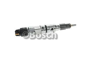 New Bosch OE injector 0445124025, sold separate from connector tube AGCO V837079827
